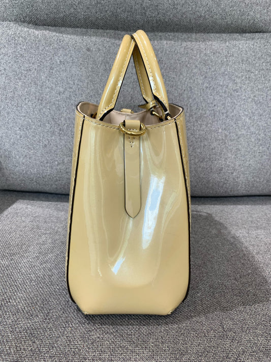 Louis Vuitton - Montaigne BB - Patent leather - Beige - (mini)
