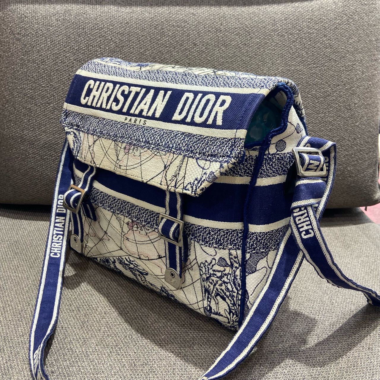 Dior - Camp World Map Limited Edition Messenger Bag - Embroidered canvas - Multicolour - (Medium)