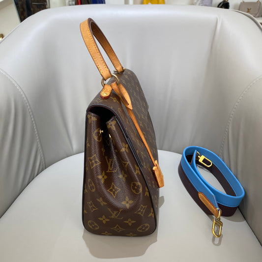 Louis Vuitton - Cluny MM - Monogram coated canvas with Vachetta leather trim - Brown - (Medium)