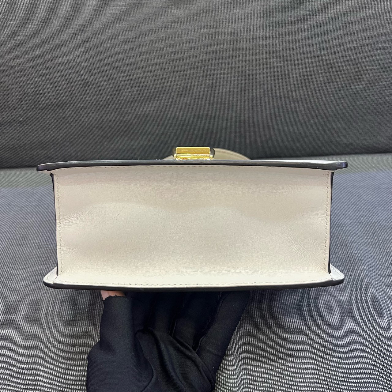 Gucci - Sylvie Small - Leather - White - (Small)