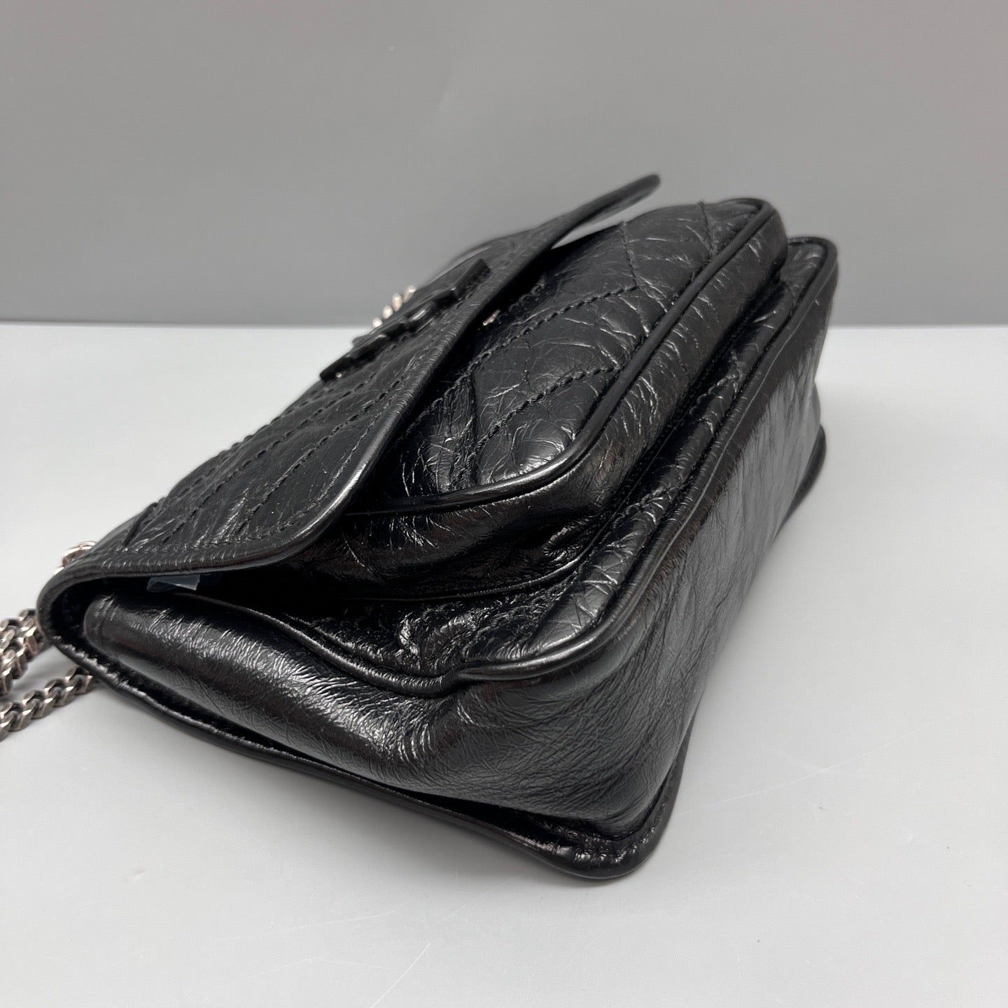 Saint Laurent - Niki Small Messenger Bag - Crinkled calfskin leather - Black - (Small)