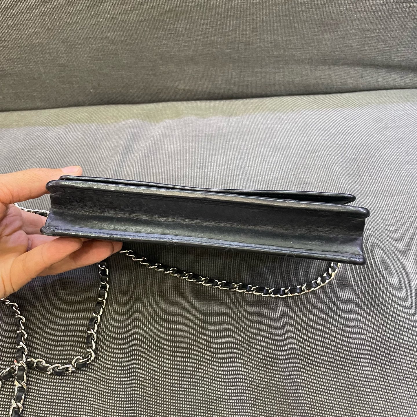 Chanel - Cambon Wallet on Chain (WOC) - Quilted lambskin leather with patent leather CC logo - Black - (mini)