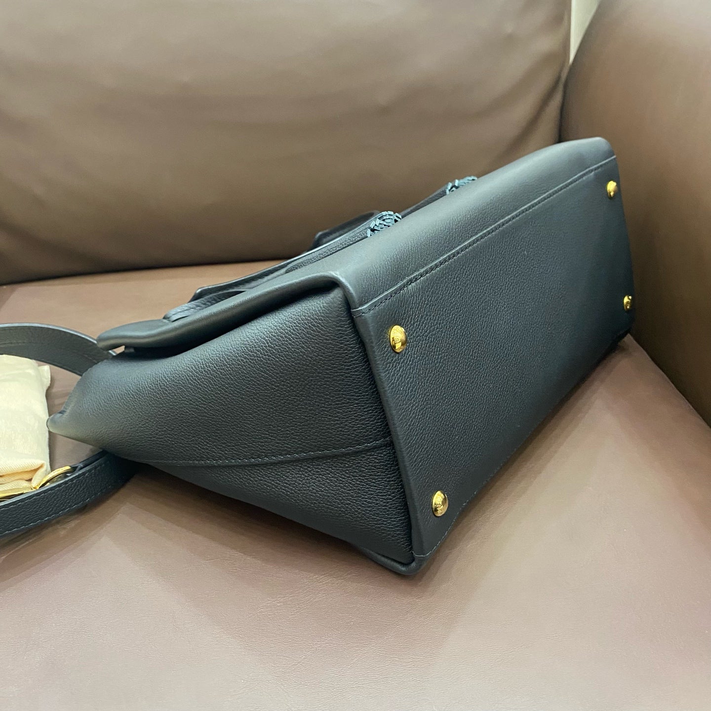 Louis Vuitton - Lockmeto - Leather - Black - (medium)