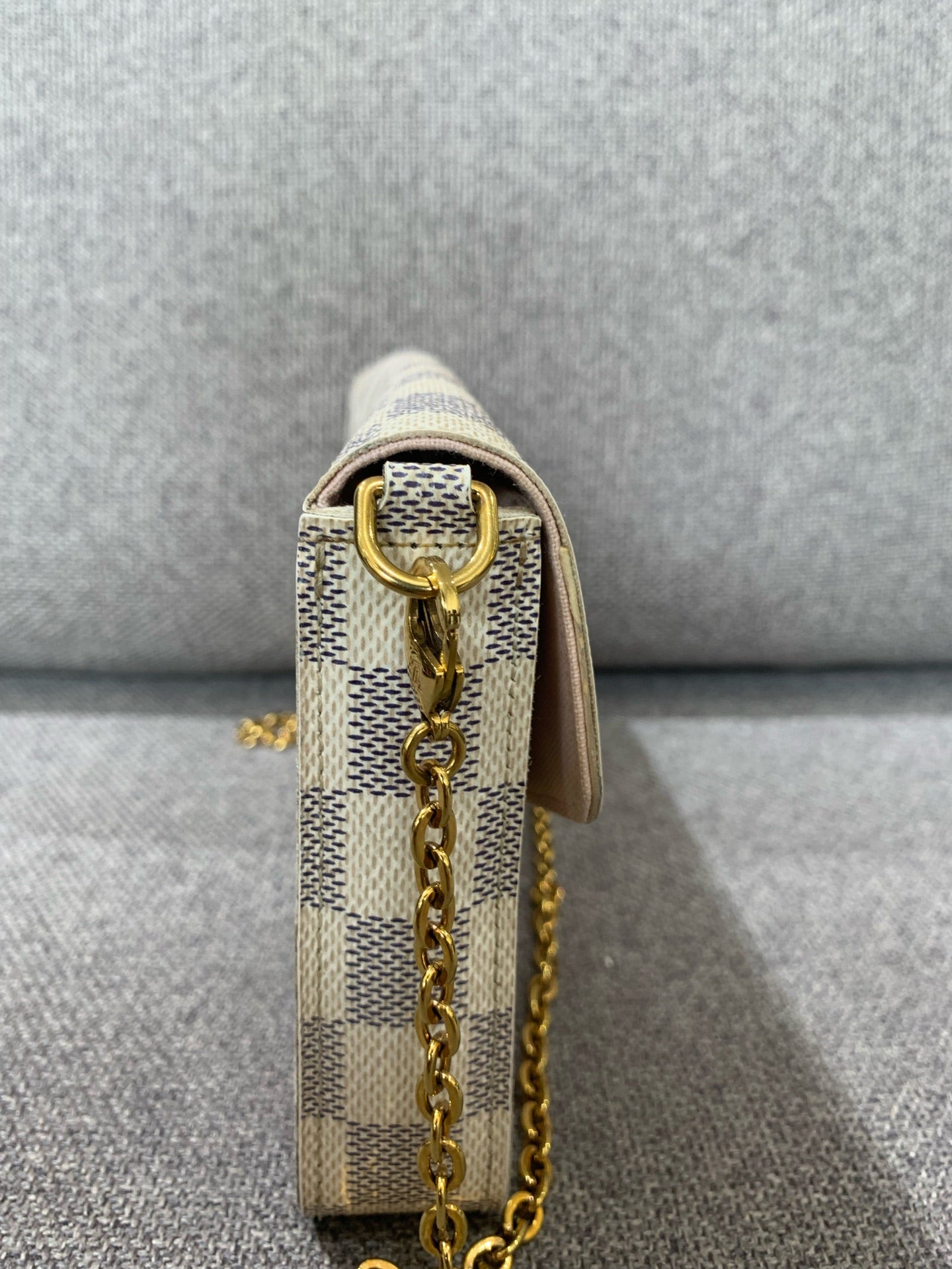 Louis Vuitton - Pochette Félicie - Damier Azur coated canvas with leather trim - White - (Mini)