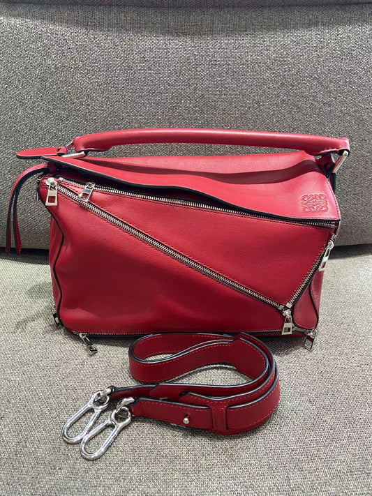 Loewe - Puzzle Bag - Classic calfskin leather - Red - (Medium)