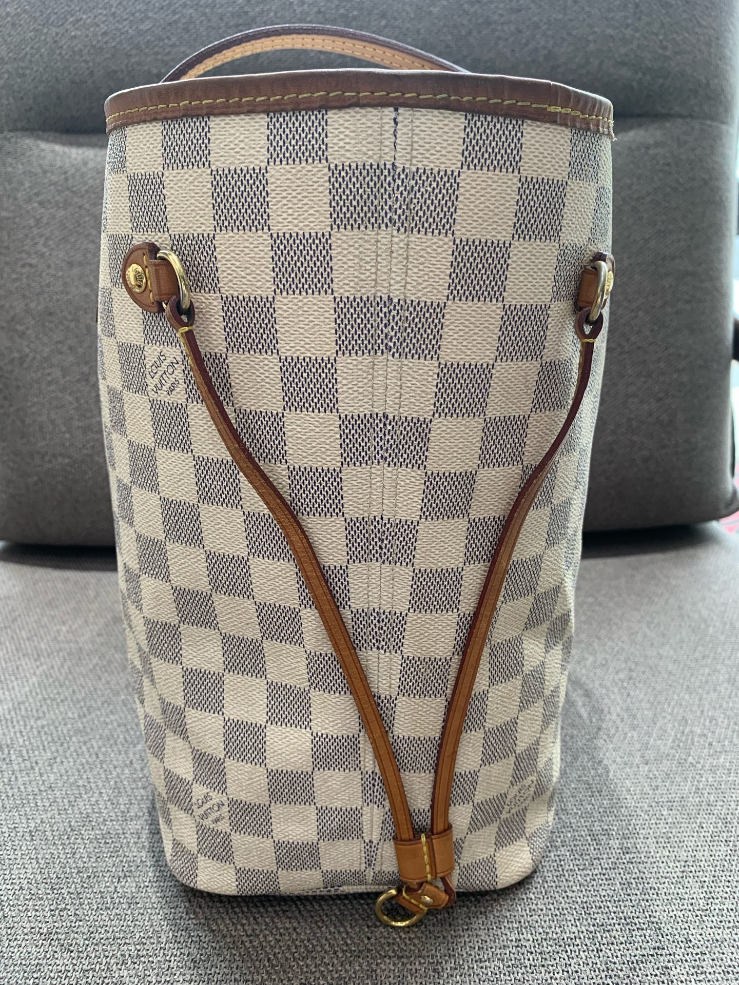 Louis Vuitton - Neverfull MM - Damier Azur coated canvas with natural cowhide leather (Vachetta) trim - White - (Medium)