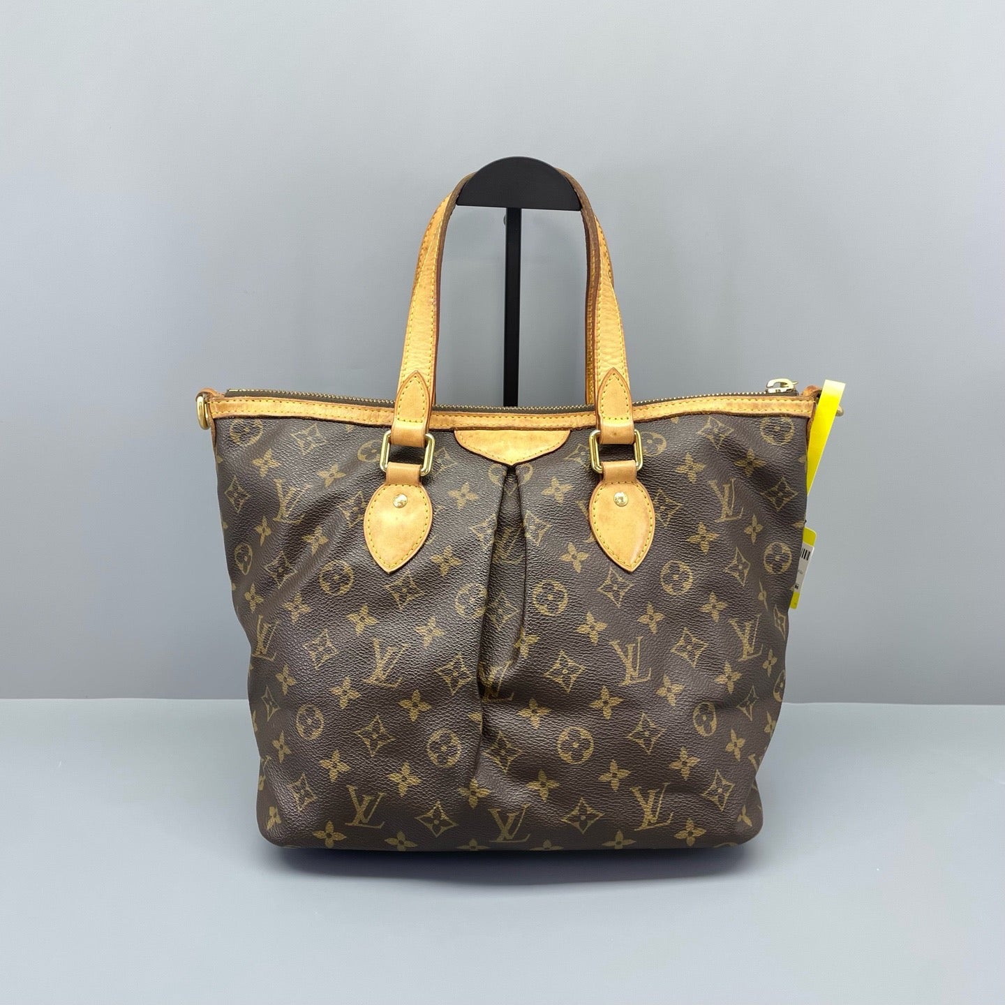 Louis Vuitton - Palermo PM - Monogram canvas with natural cowhide leather trim - Brown - (Small)