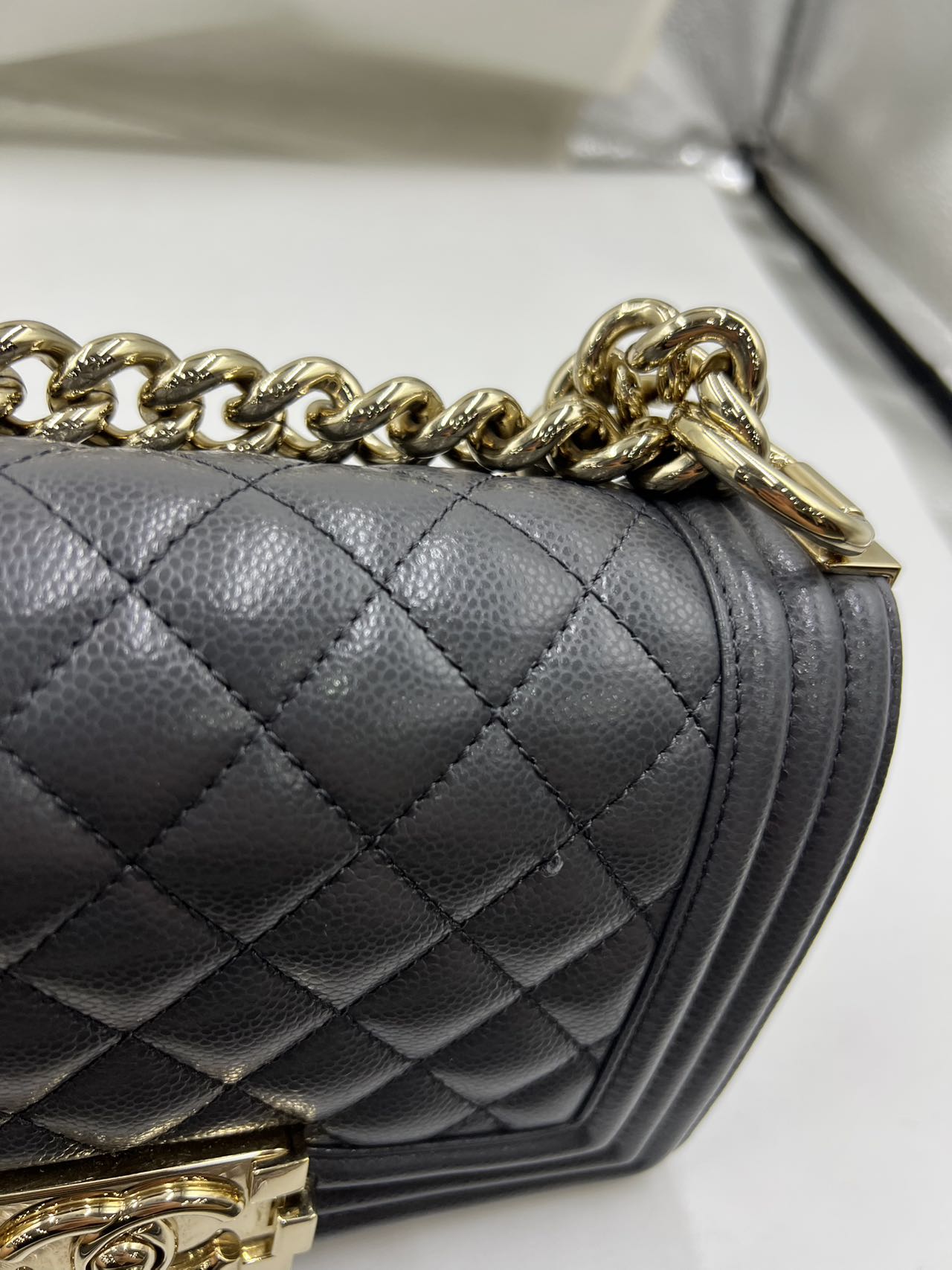 Chanel - Boy Bag - Caviar leather - Grey with Gold-Tone Hardware - (Small)