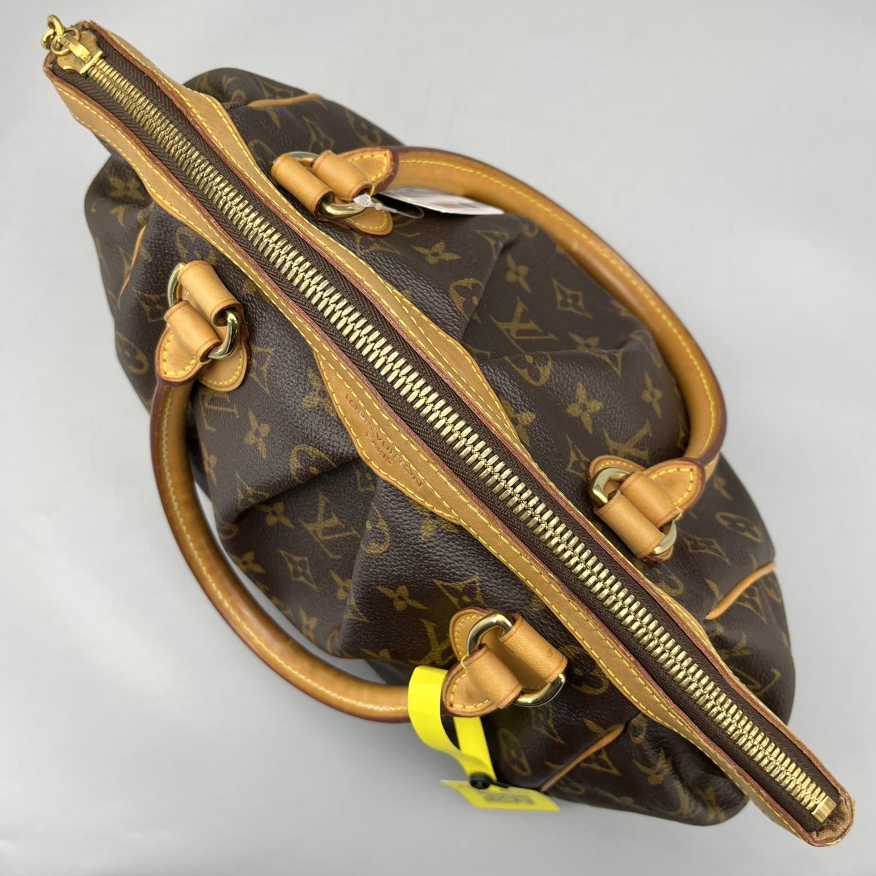 Louis Vuitton - Tivoli PM - Monogram coated canvas, Vachetta leather trim - Brown - (Medium)