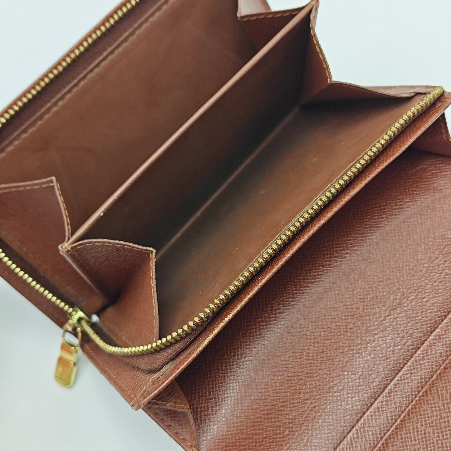 Louis Vuitton - Monogram Folding Wallet - Monogram coated canvas with leather lining - Brown - (Small)