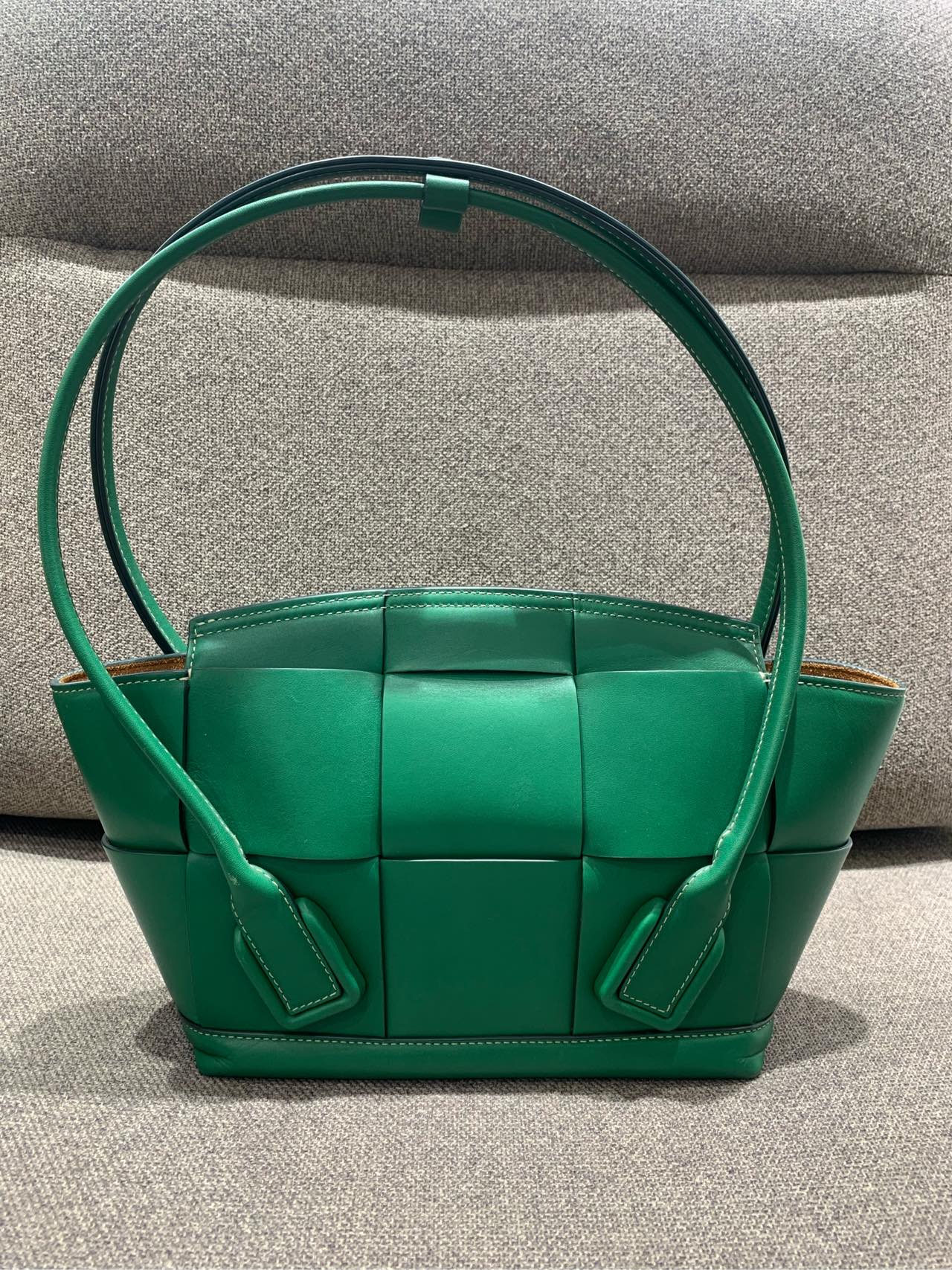 Bottega Veneta - Arco 33 - Leather - Green - (small)