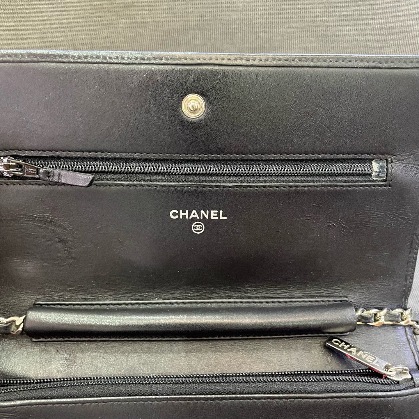 Chanel - Cambon Wallet on Chain (WOC) - Quilted lambskin leather with patent leather CC logo - Black - (mini)