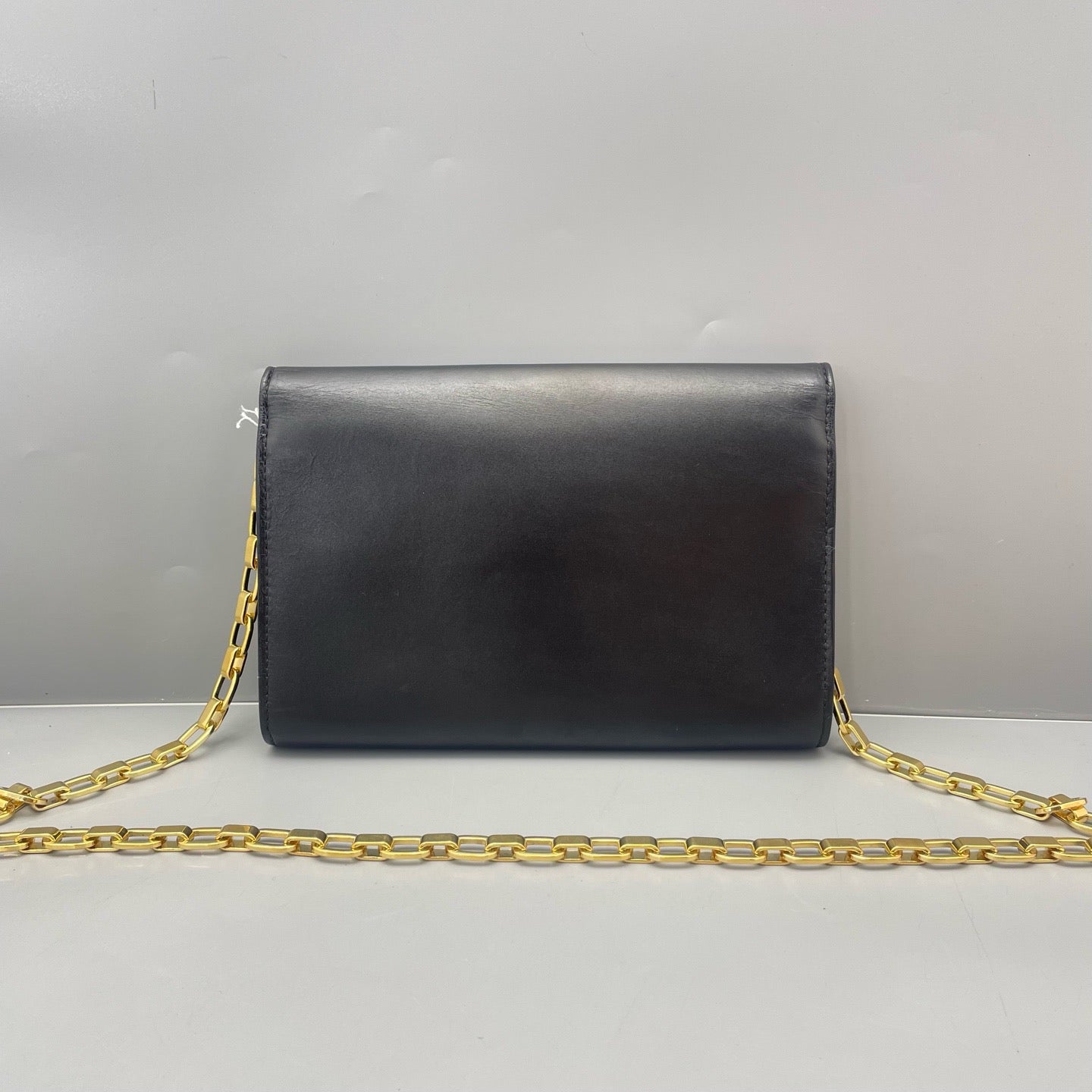 Louis Vuitton - Chain Louise - Smooth calfskin leather - Black - (Small)