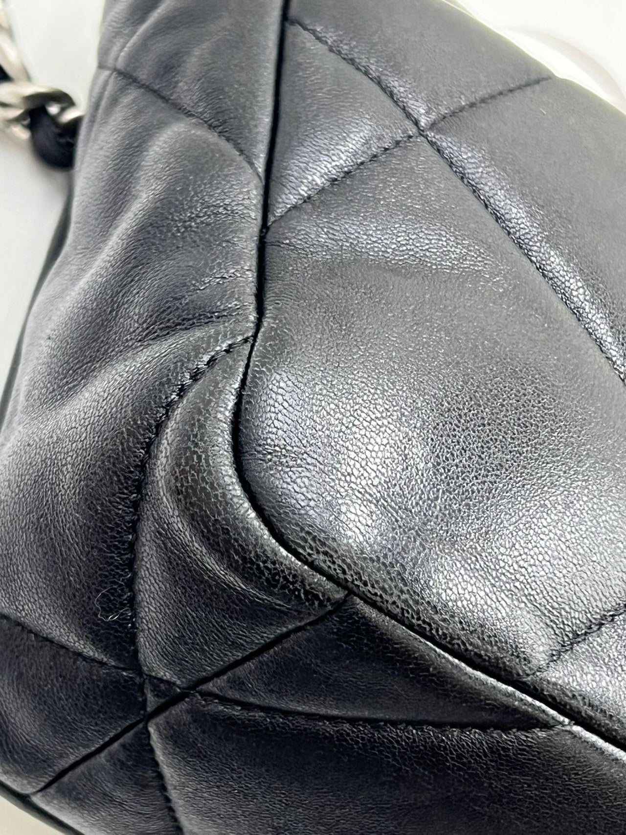 Chanel - 19 Bag - Leather - Black - (mini)