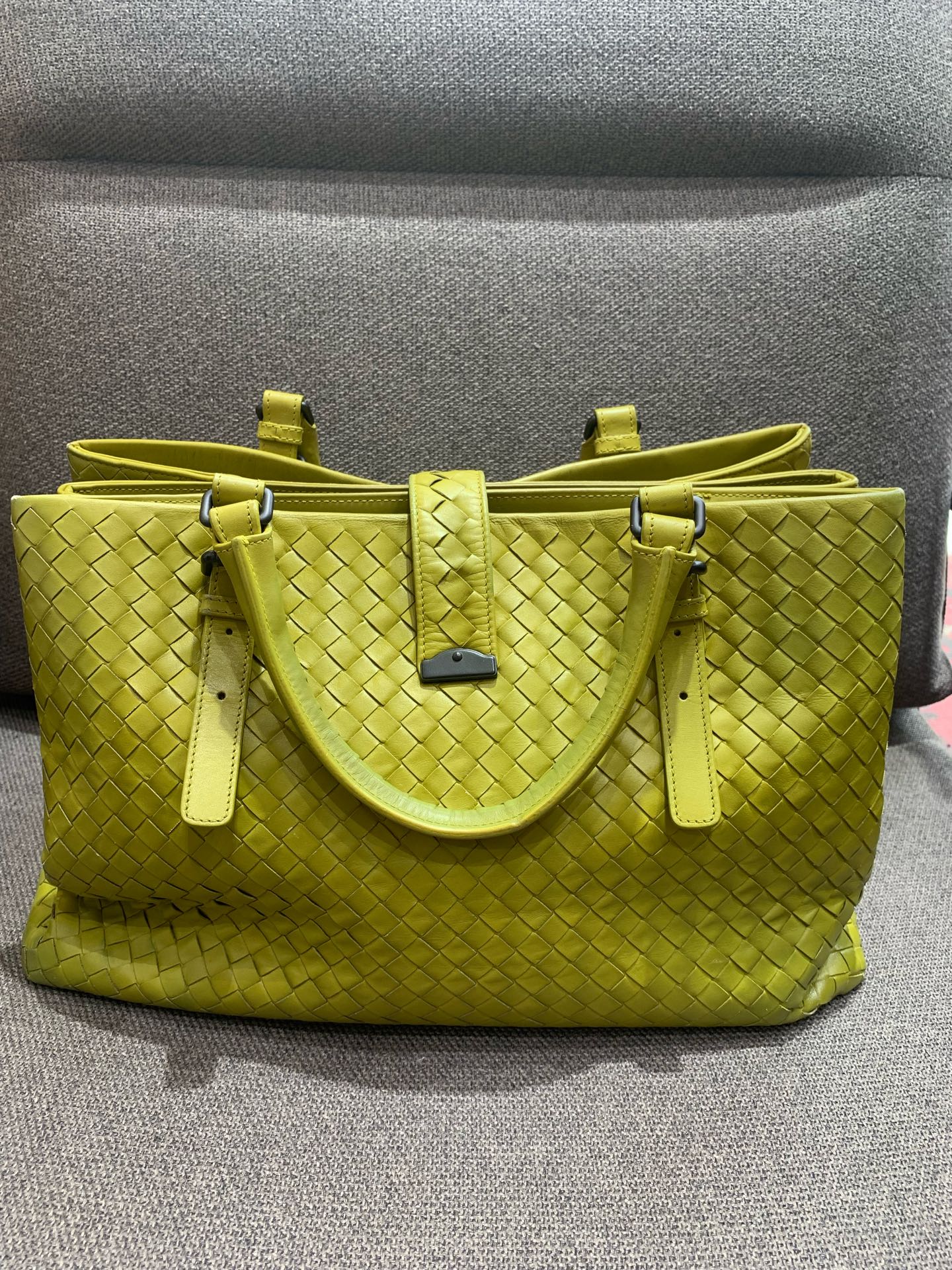 Bottega Veneta - Roma - Cowhide leather - Yellow - (Large)