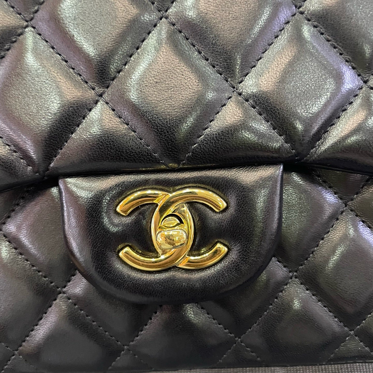 Chanel - Classic Flap Jumbo - Lambskin leather - Black - (large)