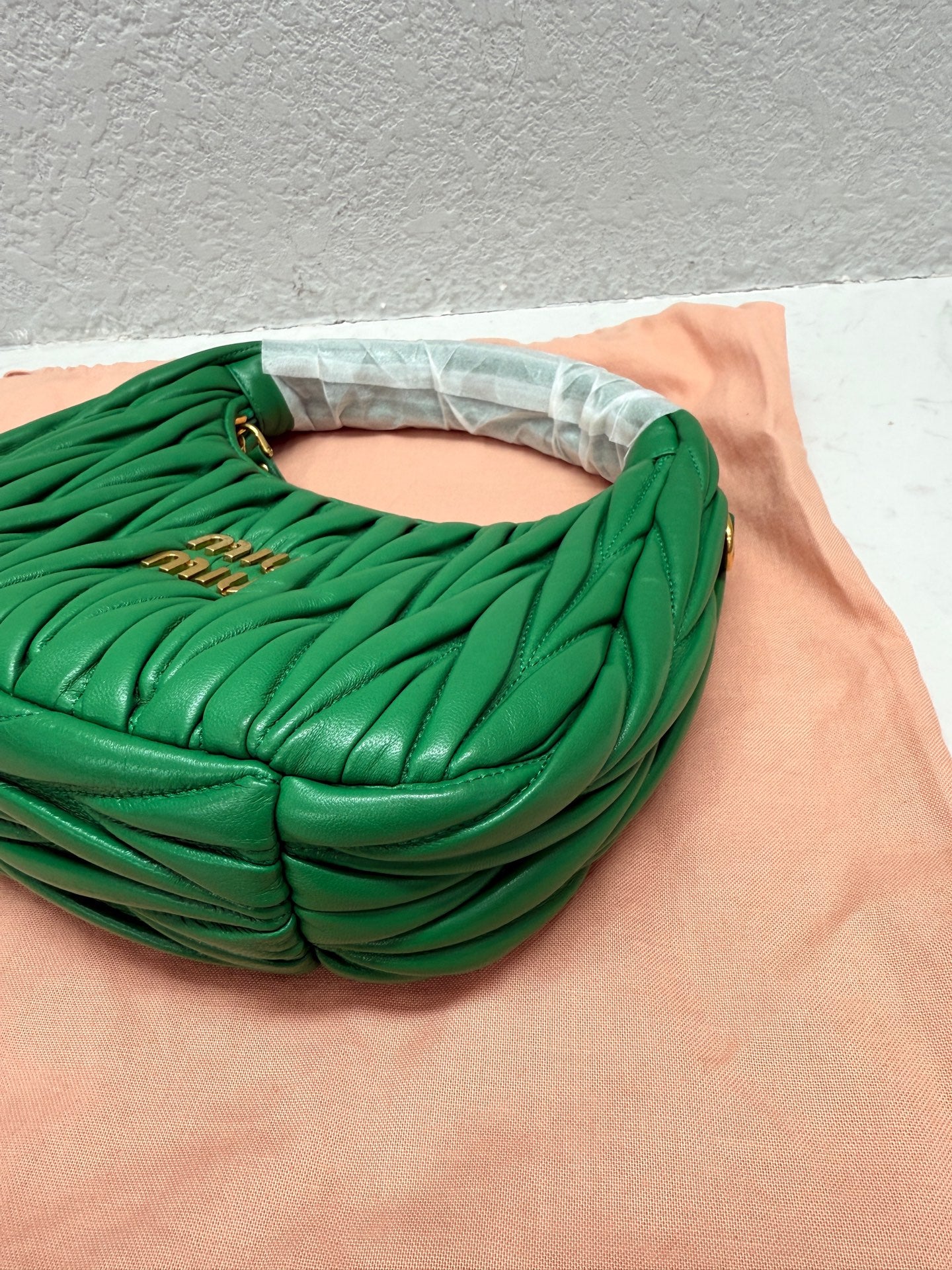 Miu Miu - Wander hobo - Lambskin leather - Green - (Small)