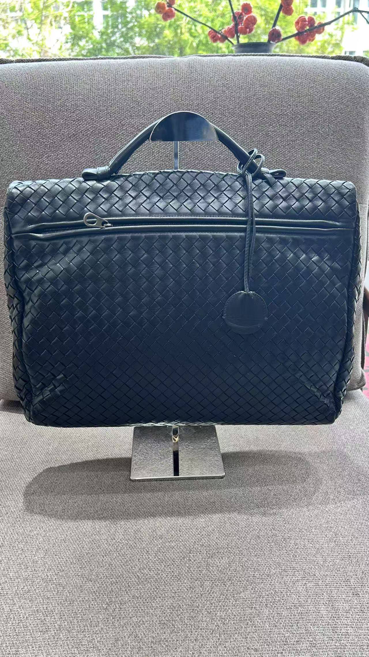 Bottega Veneta - Intrecciato Briefcase - Leather - Black - (Medium)
