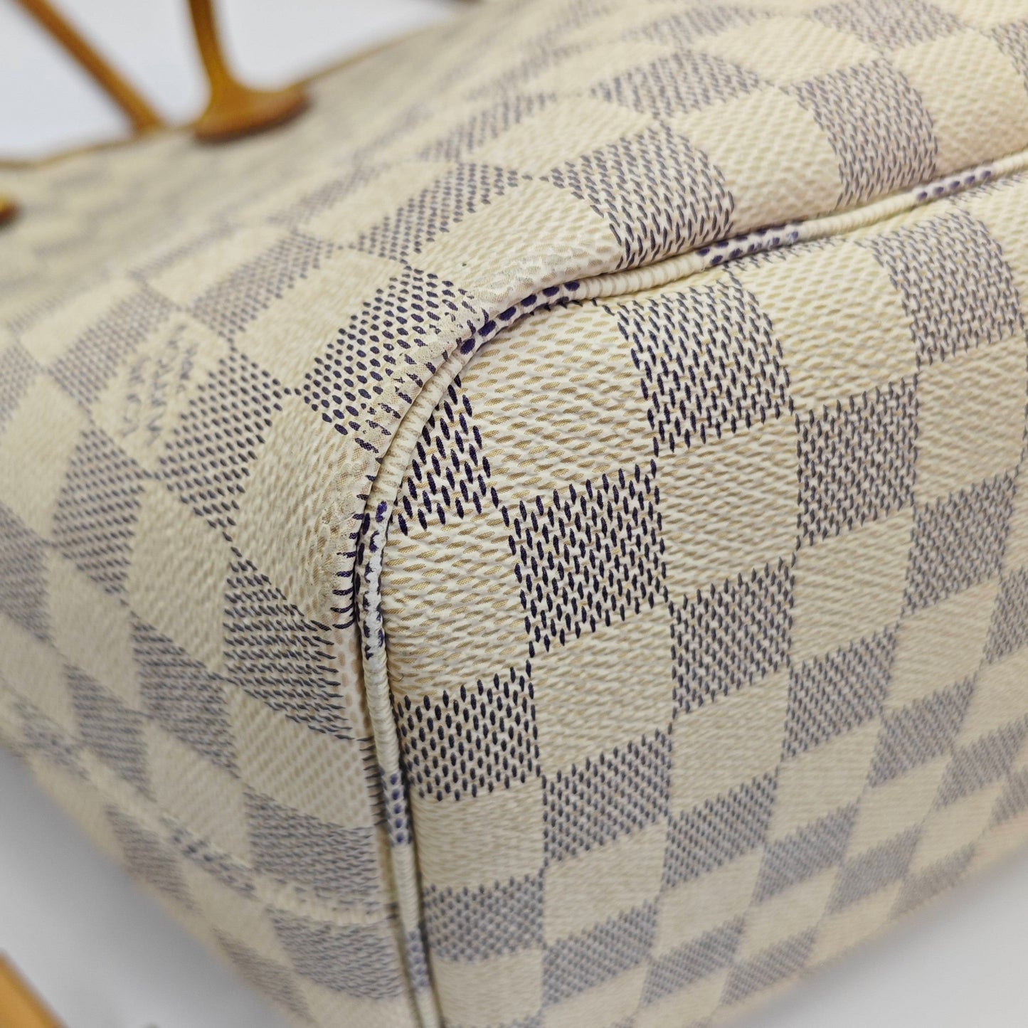 Louis Vuitton - Neverfull MM - Canvas - White - (Medium)