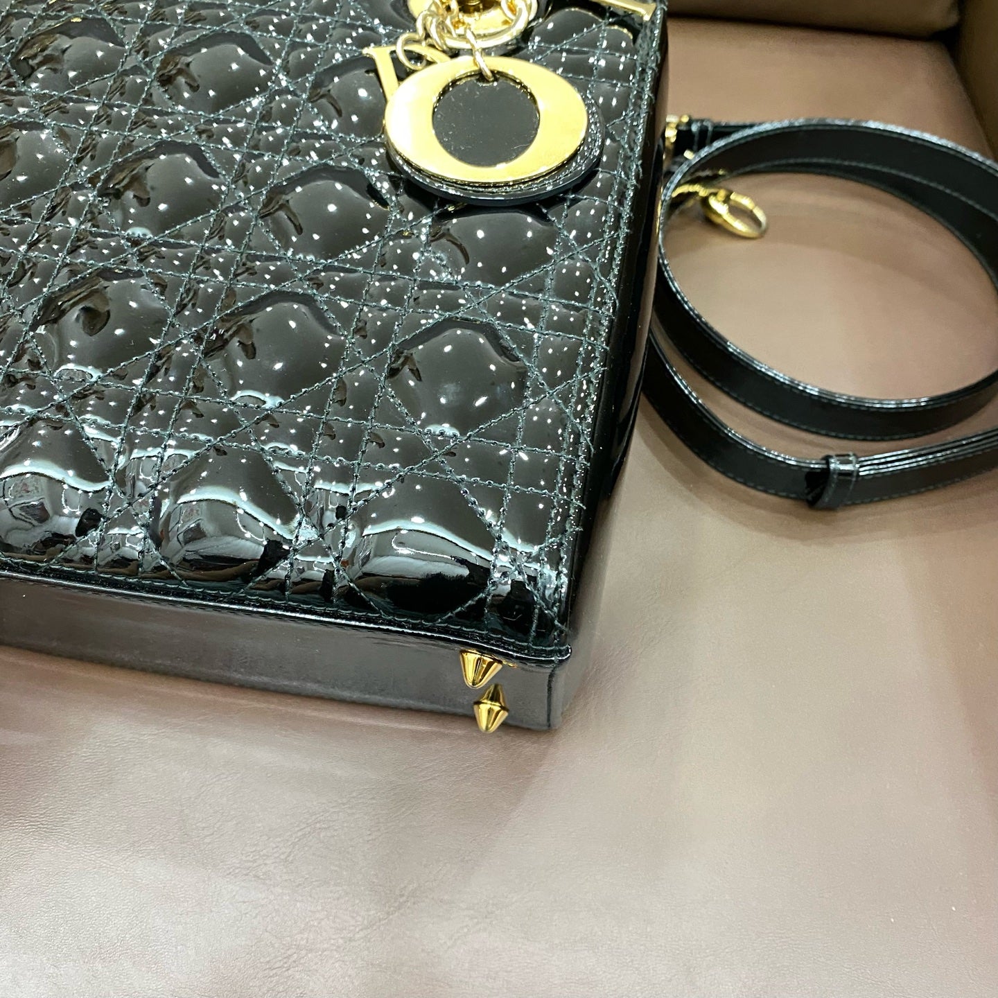 Dior - Lady Dior - Patent leather - Black - (medium)