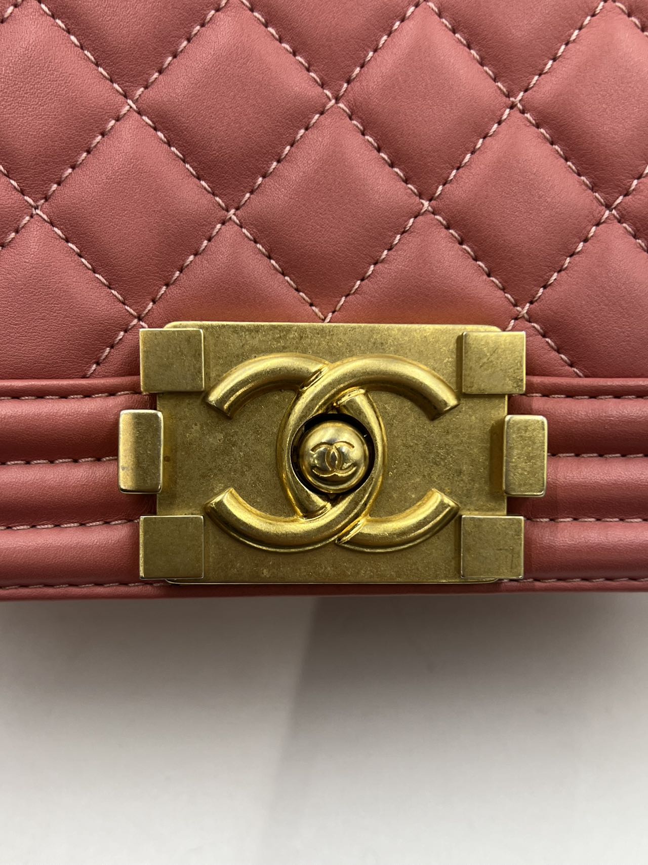 Chanel - Boy Chanel - Calfskin leather - Pink - (Small)