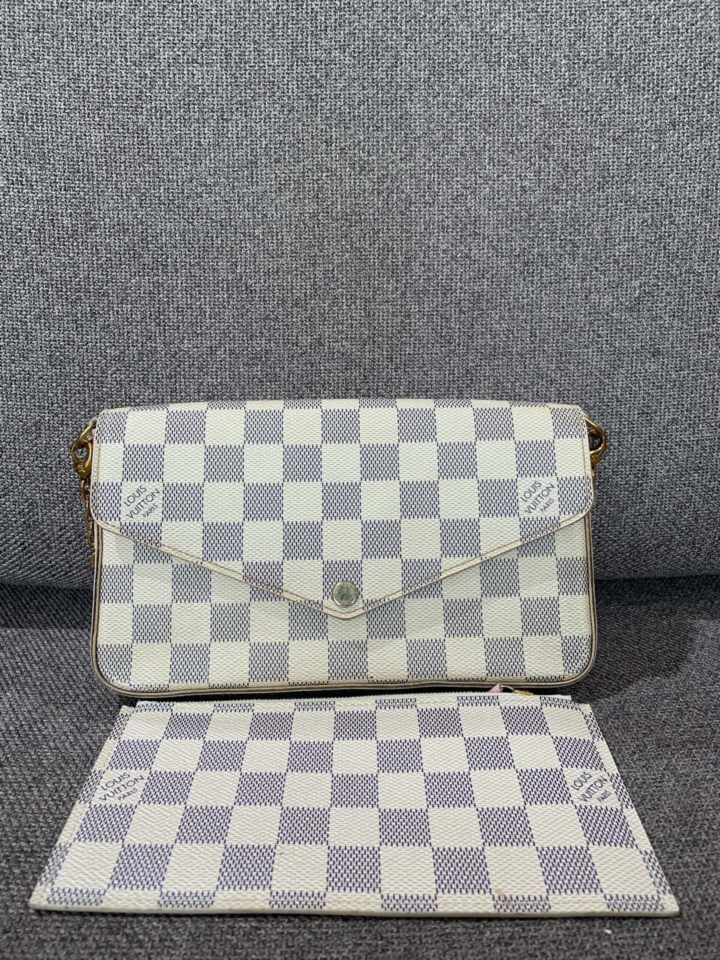 Louis Vuitton - Pochette Félicie - Damier Azur coated canvas with leather trim - White - (Mini)