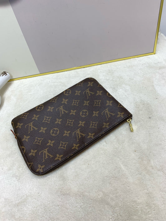 Louis Vuitton - Pochette Accessoires - Monogram coated canvas with natural cowhide leather trim - Brown - (small)