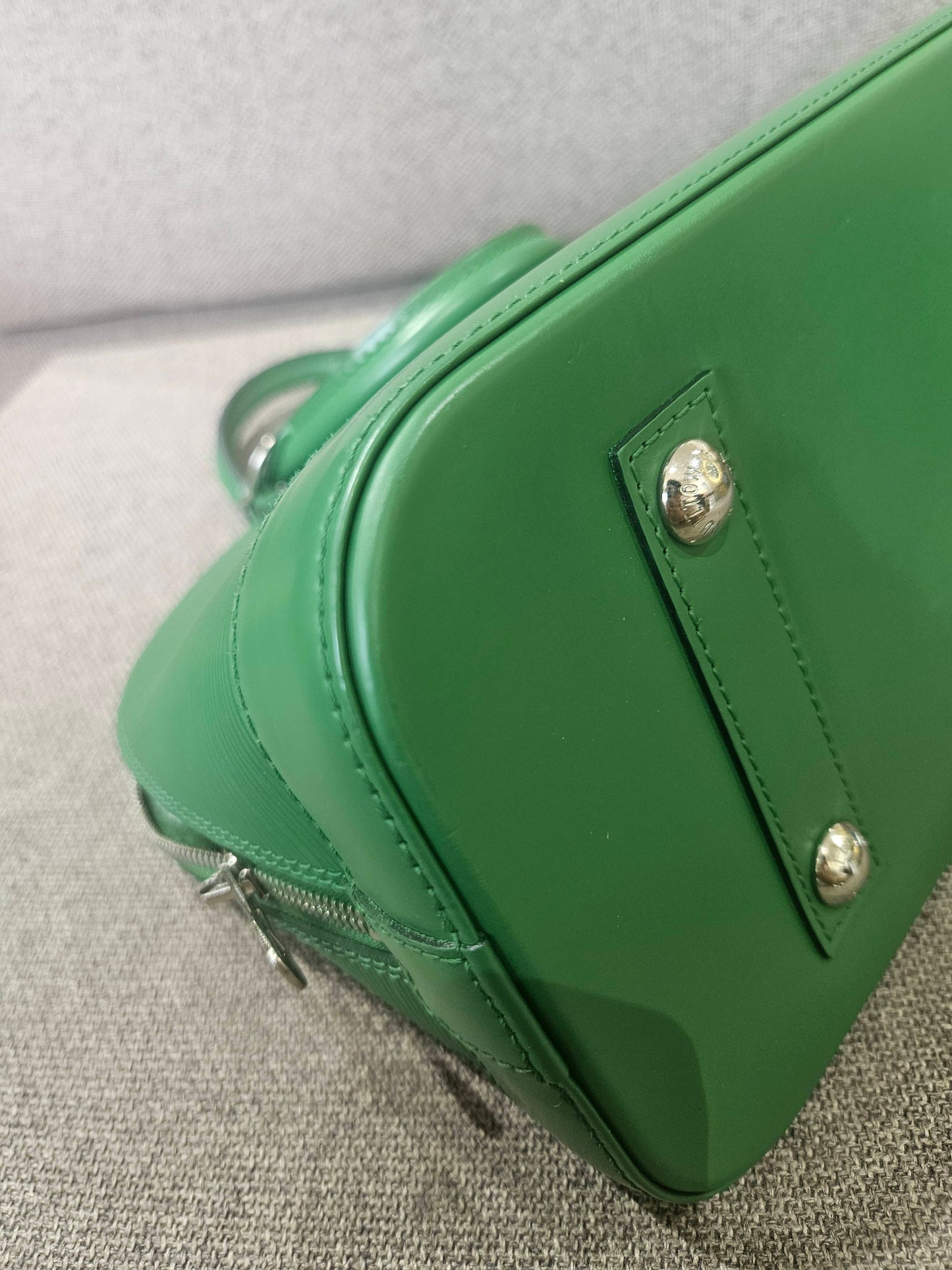 Louis Vuitton - Alma PM - Epi leather - Green - (medium)