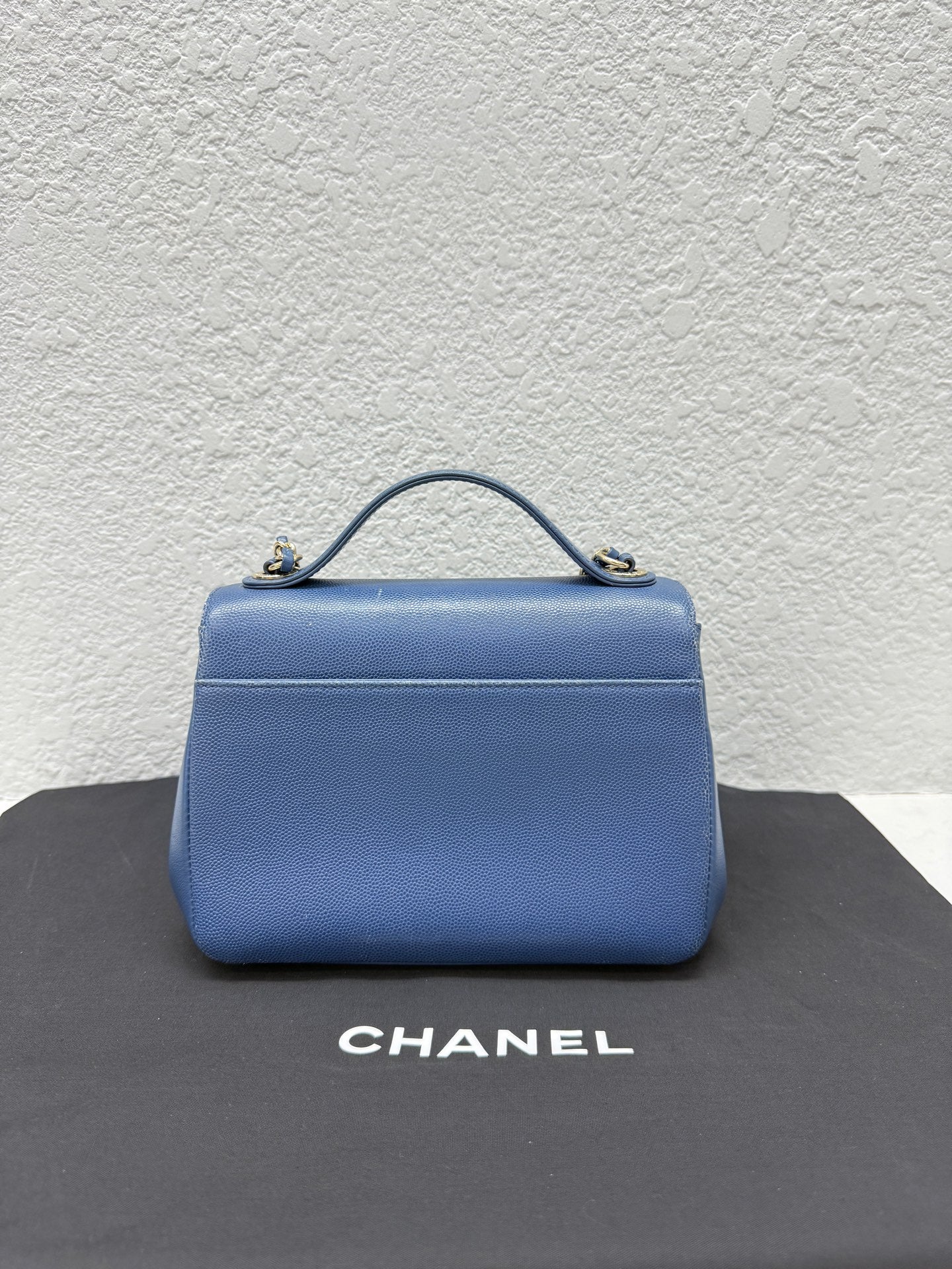 Chanel - Flap Bag with Top Handle - Caviar leather - Blue - (Small)