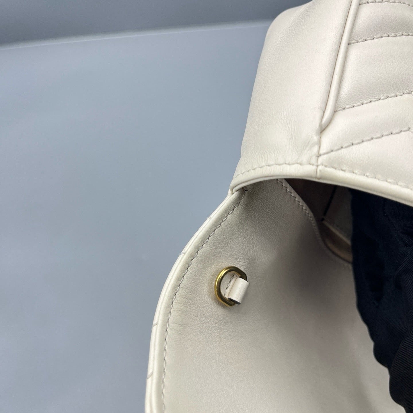 Gucci - Marmont Super Mini - Leather - White with Gold-Tone Hardware - (mini)