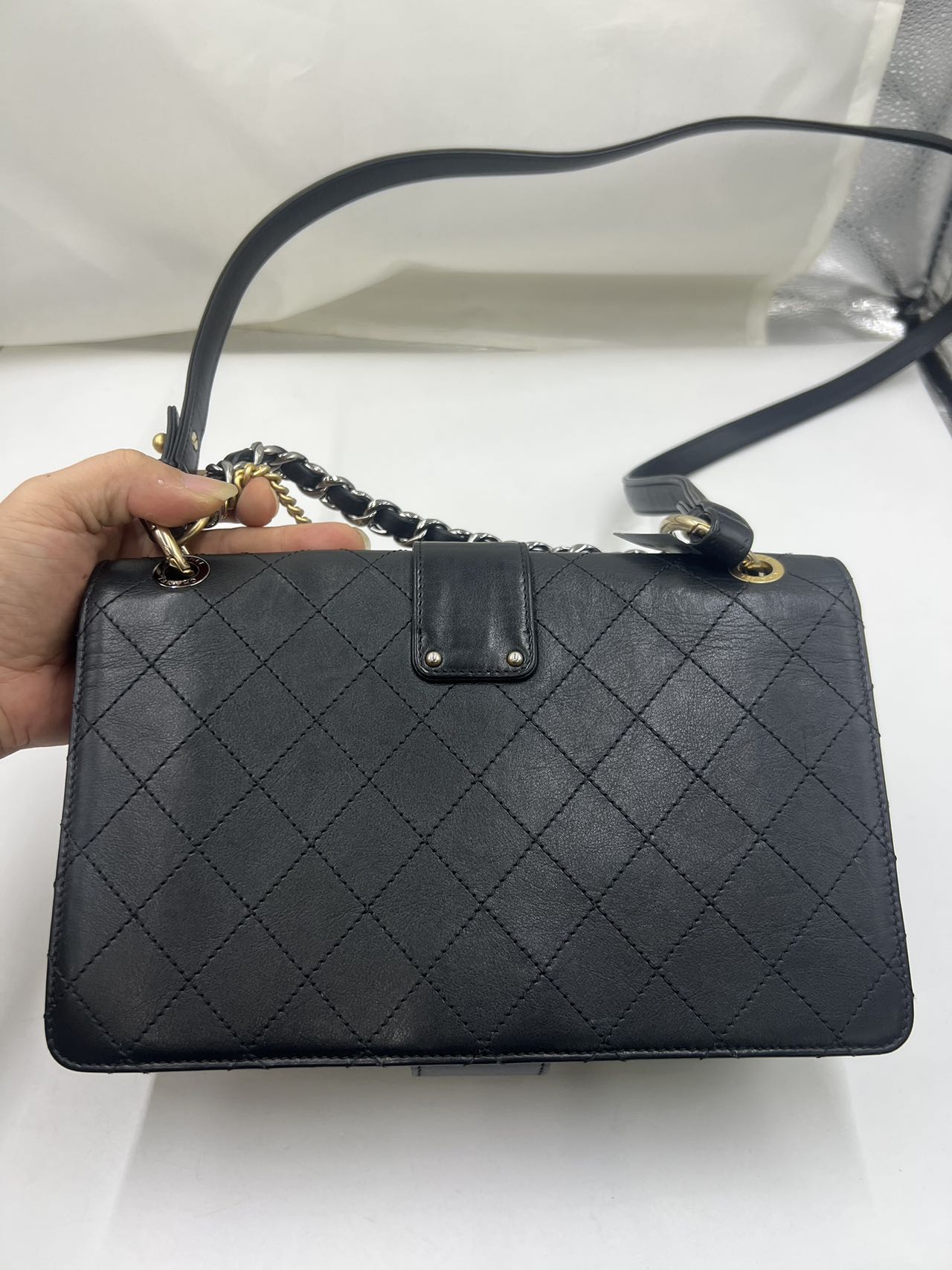 Chanel - Flap Bag - Lambskin leather - Black - (medium)