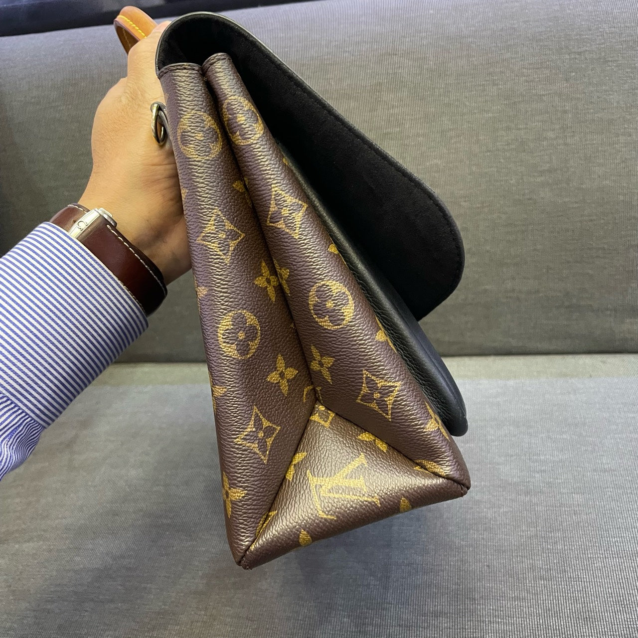 Louis Vuitton - Marignan - Monogram coated canvas and grained leather - Brown and Black - (Medium)
