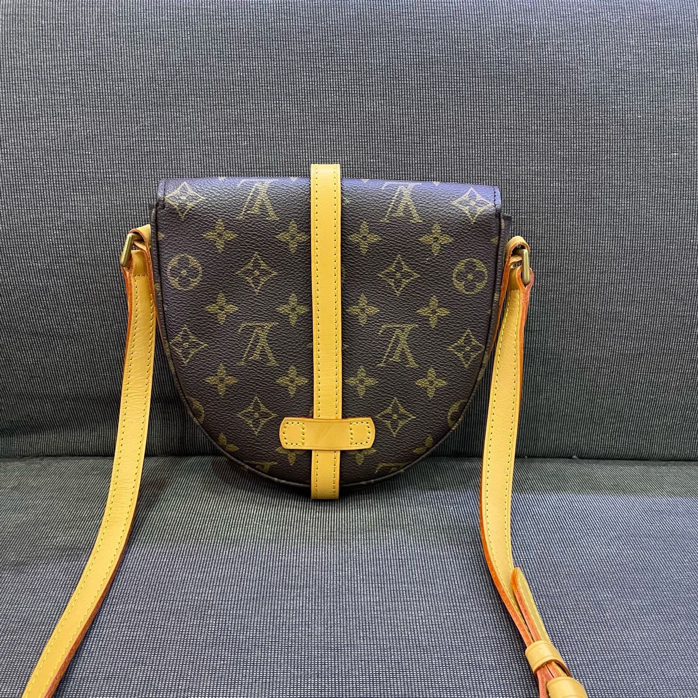 Louis Vuitton - Mini Shield Crossbody Bag - Monogram coated canvas with Vachetta leather trim - Brown - (mini)