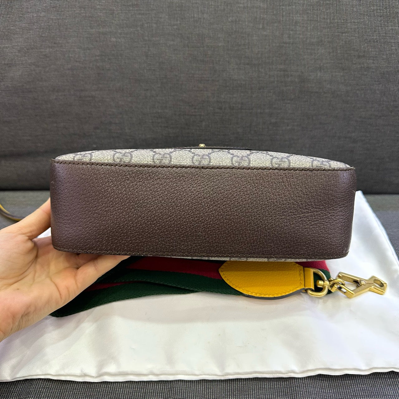Gucci - Tiger Head Camera Bag - GG Supreme canvas with leather trim - Beige and Brown - (small)