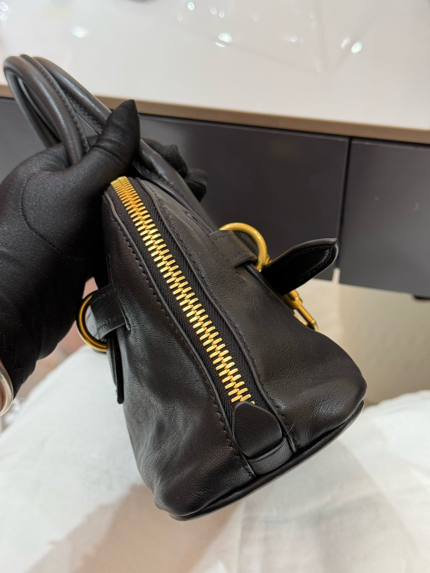 Miu Miu - Aventure - Nappa leather - Black - (small)
