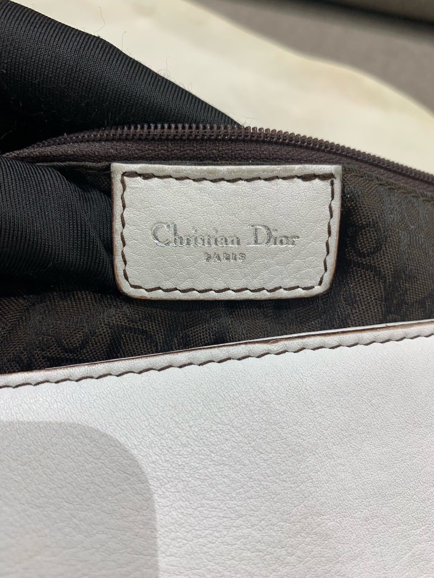 Dior - Saddle Bag - Grained calfskin leather - White - (medium)