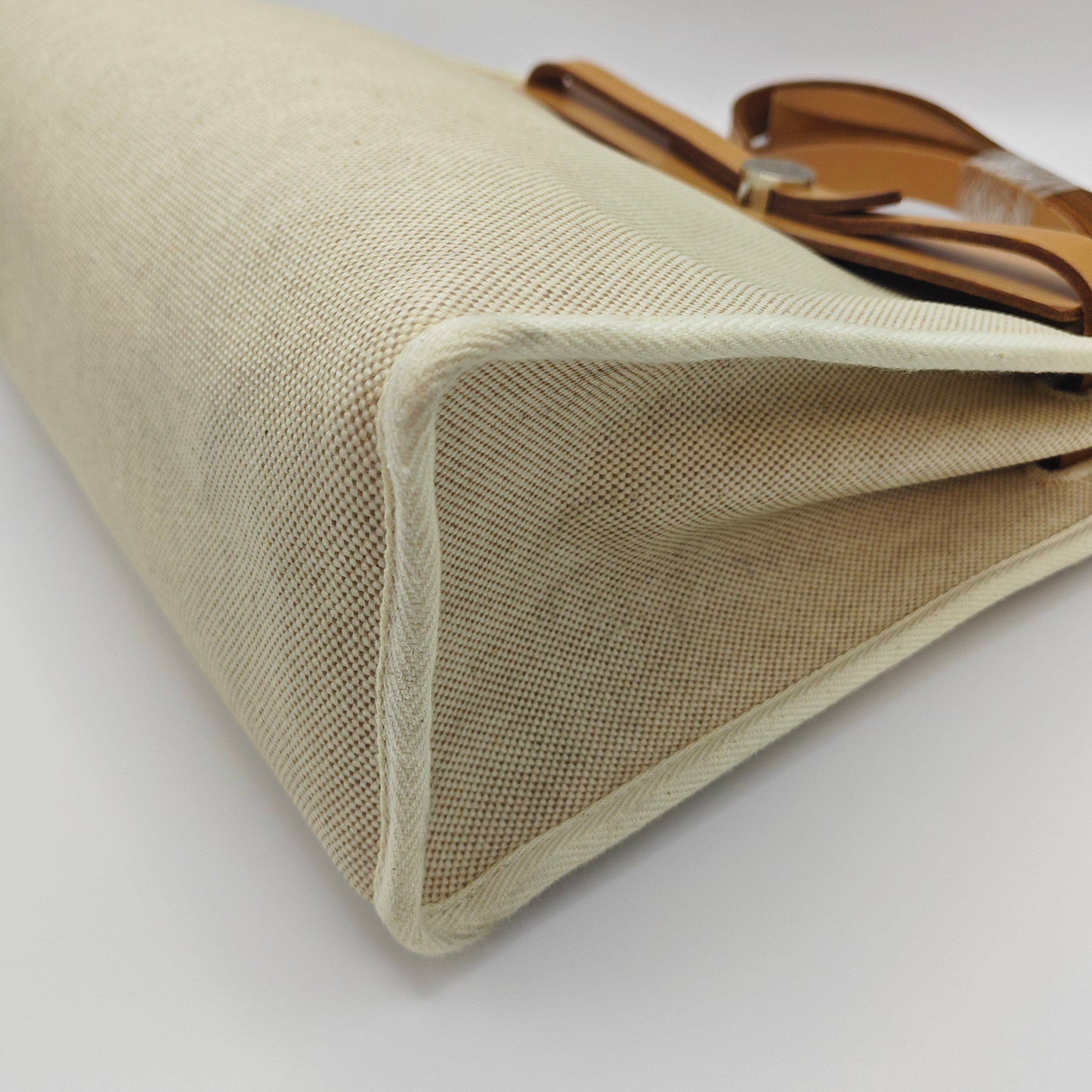 Hermès - Herbag 31 - Brown leather and beige canvas - Beige with Brown accents - (Medium)