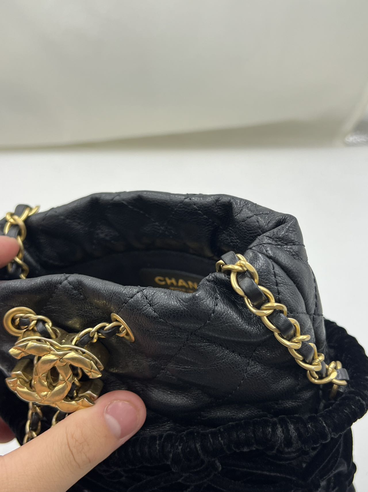 Chanel - Bucket Bag - Velvet mesh and quilted lambskin leather - Black - (mini)