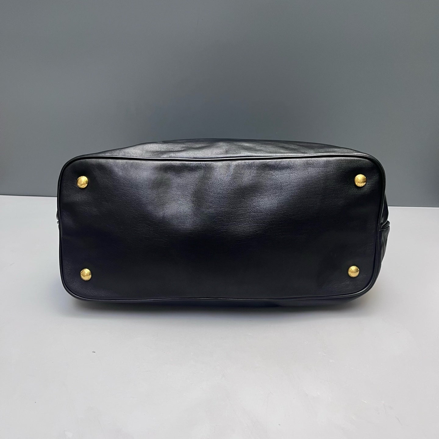 Prada - Soft Leather Tote Bag - Leather - Black - (large)