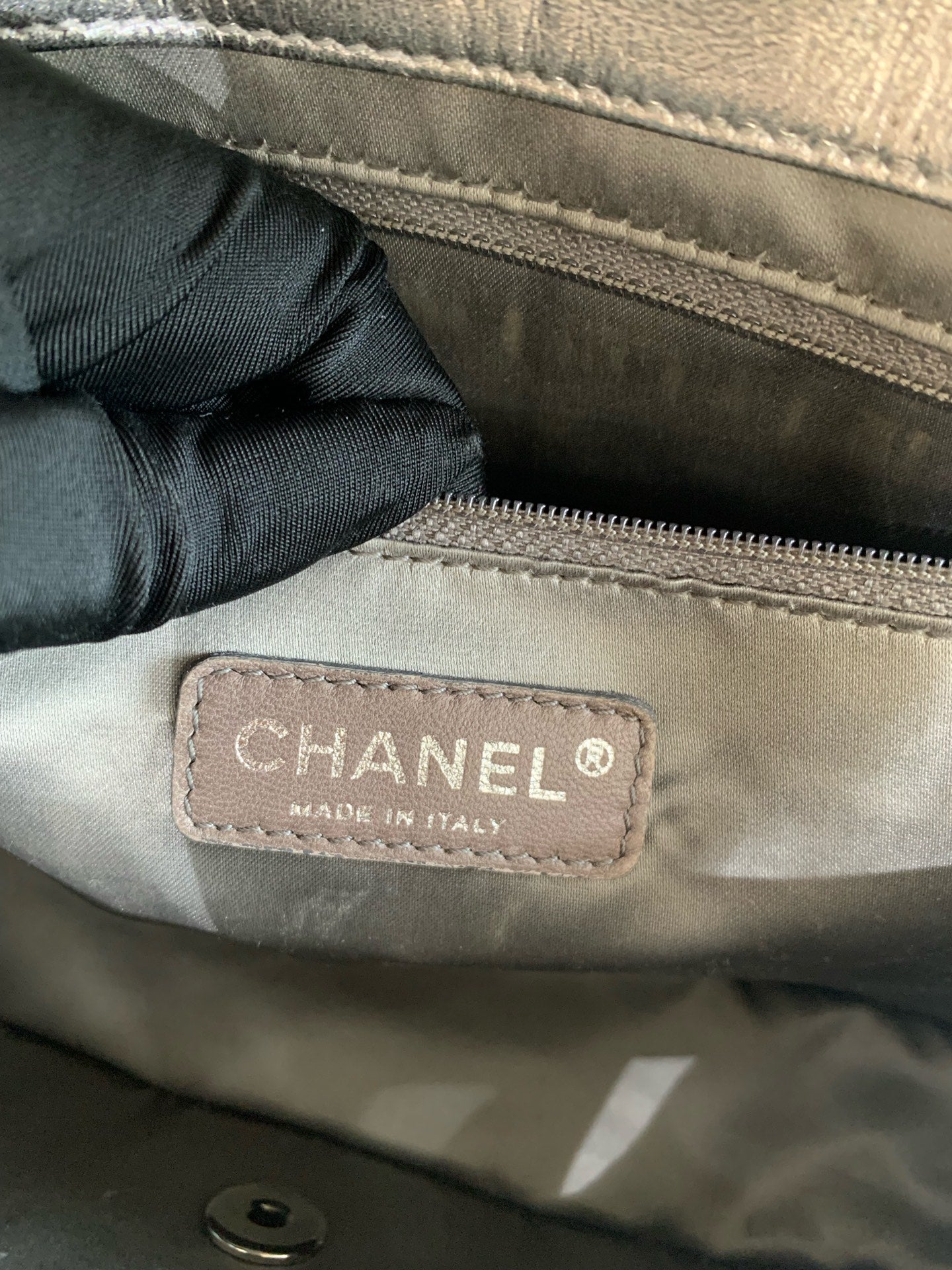 Chanel - Vintage "Ice Cube" Classic Flap Chain Bag - Metallic patent leather and lambskin - Silver - (medium)