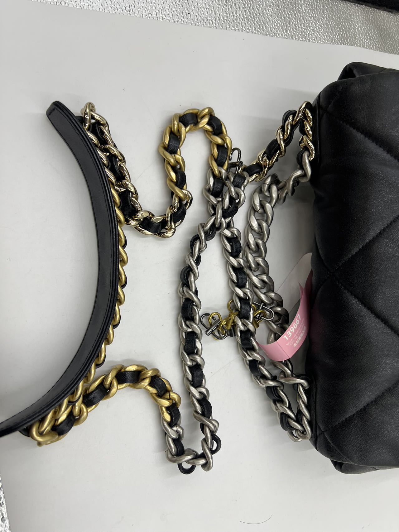 Chanel - 19 Bag - Leather - Black - (mini)