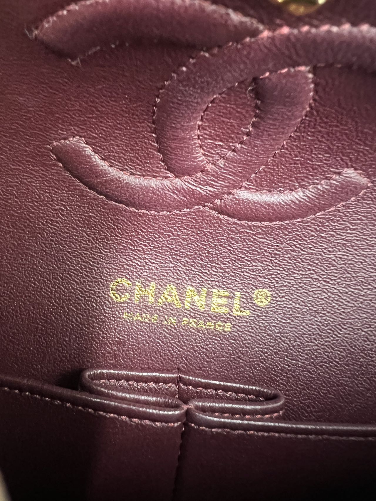 Chanel - Classic Flap Medium - Lambskin leather - Black - (Medium)