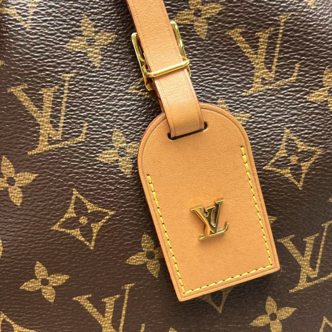 Louis Vuitton - Boîte Chapeau Souple - Monogram coated canvas with natural cowhide leather trim - Brown - (Large)