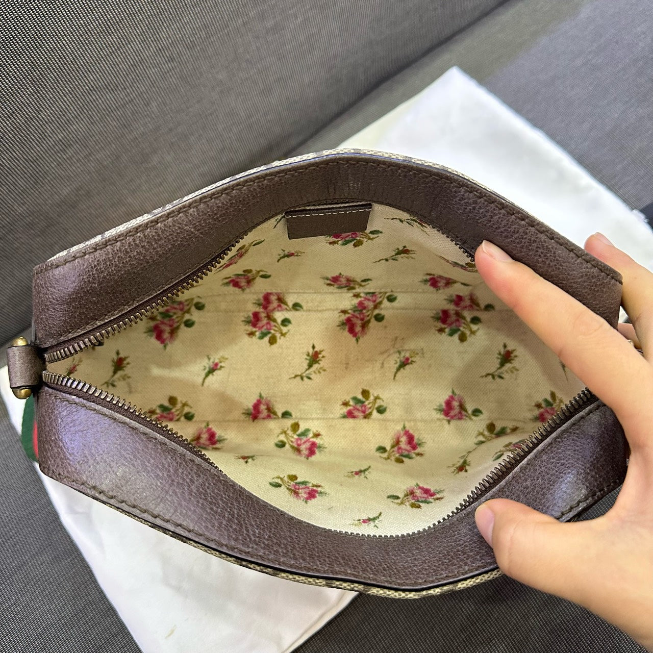 Gucci - Tiger Head Camera Bag - GG Supreme canvas with leather trim - Beige and Brown - (small)