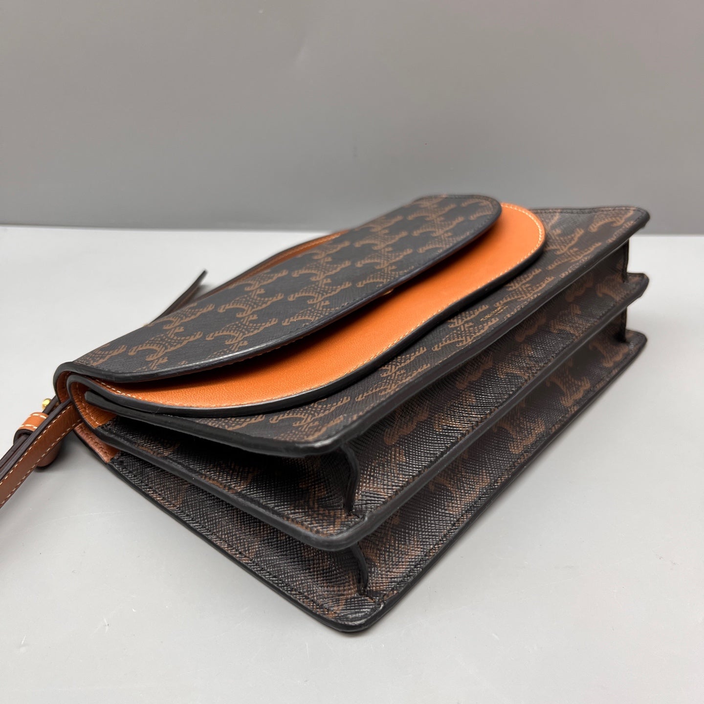 Celine - Triomphe Canvas Wallet on Chain Envelope Bag - Coated canvas and calfskin leather - Brown and Camel - (small)