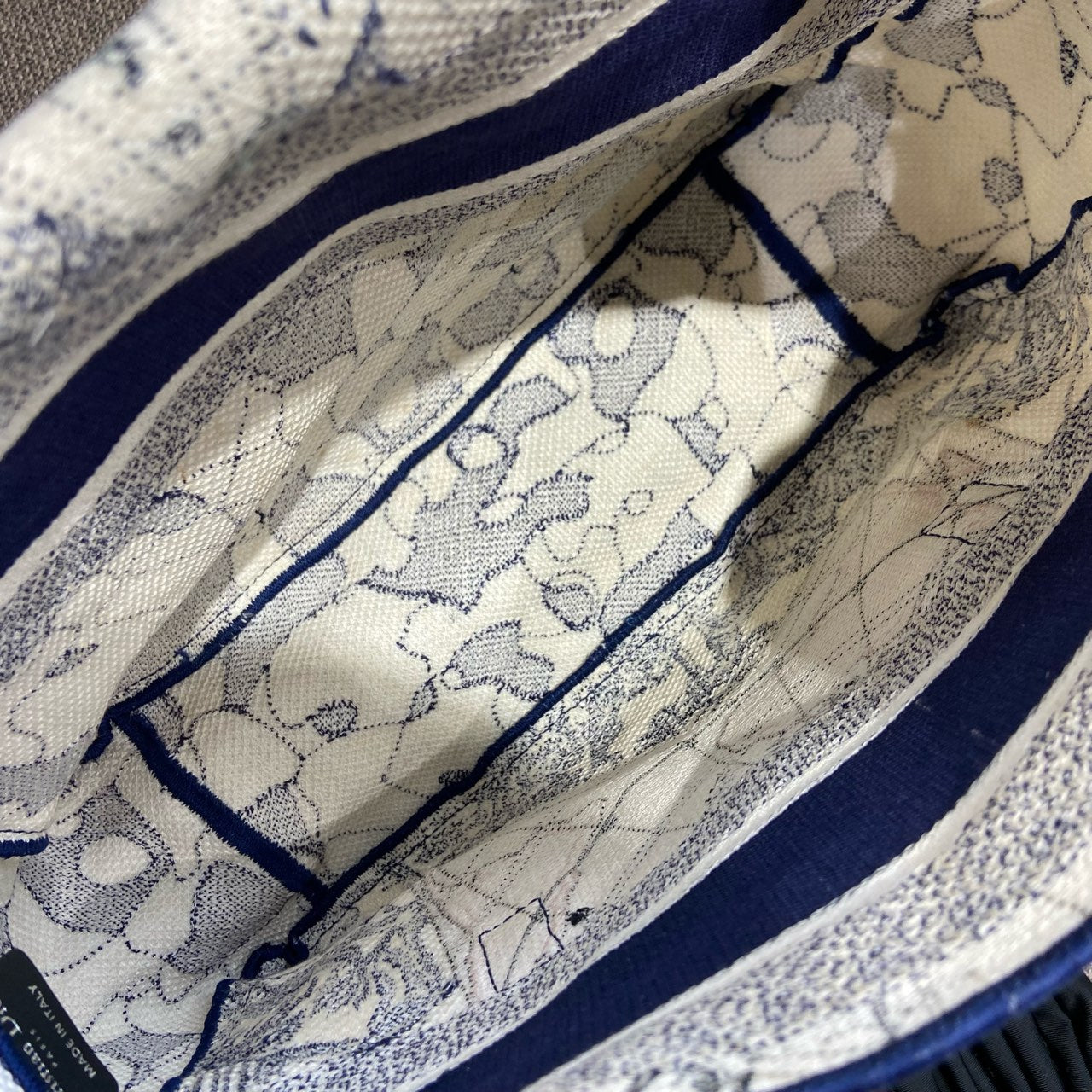 Dior - Camp World Map Limited Edition Messenger Bag - Embroidered canvas - Multicolour - (Medium)