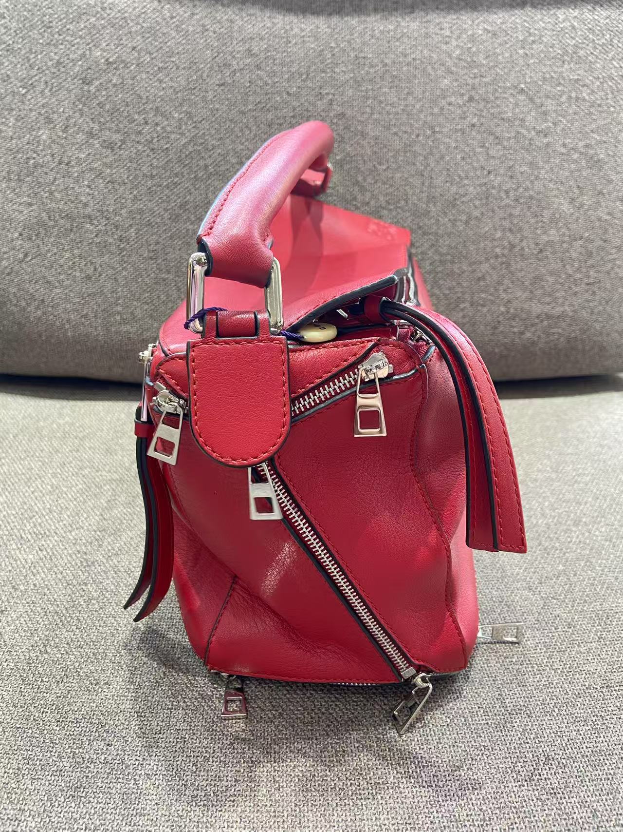 Loewe - Puzzle Bag - Classic calfskin leather - Red - (Medium)