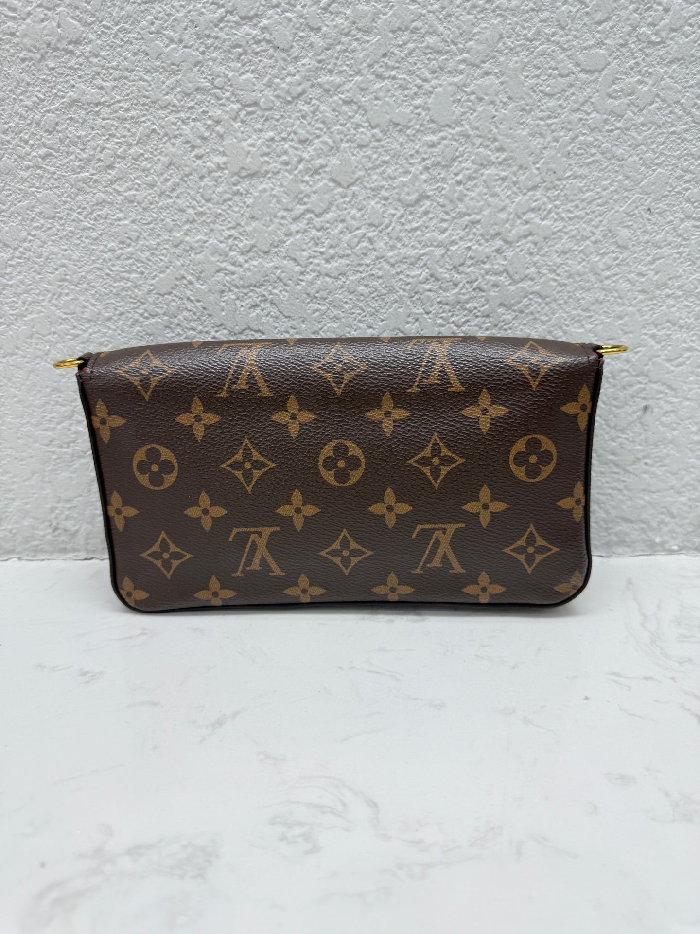 Louis Vuitton - Pochette Félicie - Monogram coated canvas with grained leather trim and textile lining - Brown - (mini)