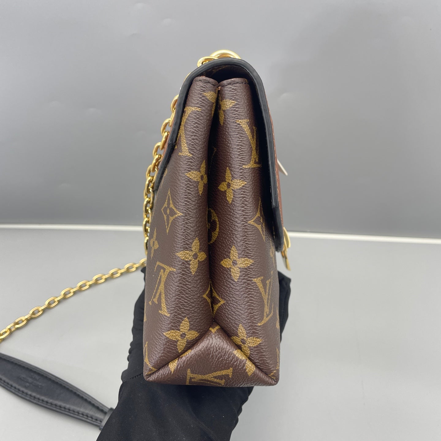 Louis Vuitton - Saint Placide - Monogram coated canvas with grained leather trim - Brown - (medium)