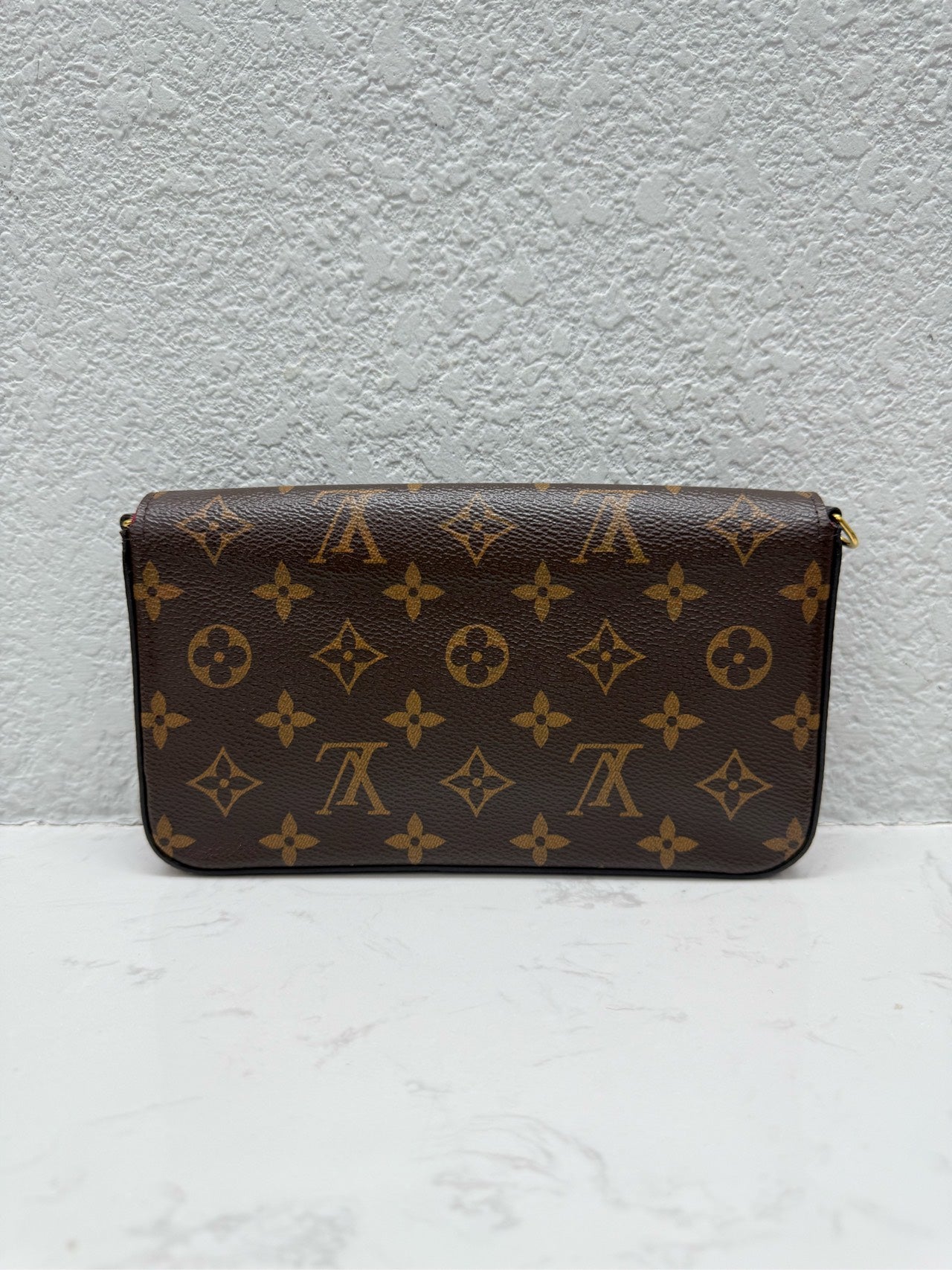 Louis Vuitton - Pochette Félicie - Monogram coated canvas with leather trim and lining - Brown with Fuchsia accents - (mini)
